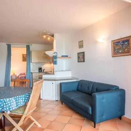 فيلة Les Hauts De Pavellone *