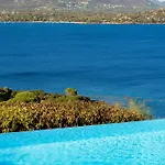 Villa Les Hauts De Pavellone