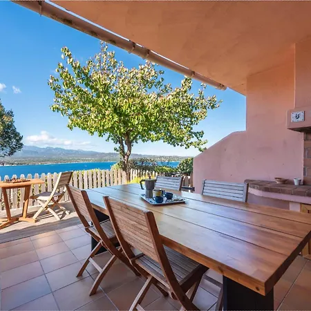 ヴィラ Les Hauts De Pavellone *