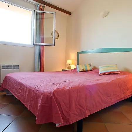 Villa Les Hauts De Pavellone *