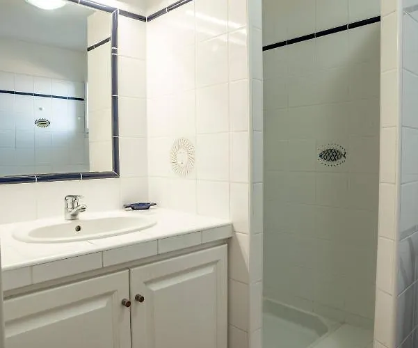 Les Hauts De Pavellone