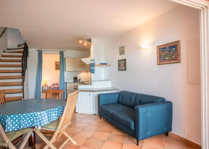 Villa Les Hauts De Pavellone *