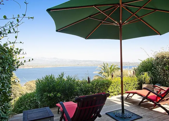 Villa Les Hauts De Pavellone *