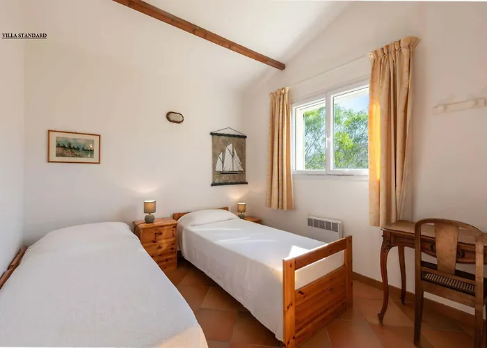 Les Hauts De Pavellone וילה