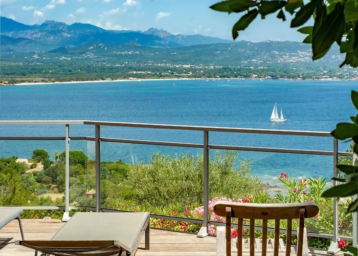 Les Hauts De Pavellone Villa *