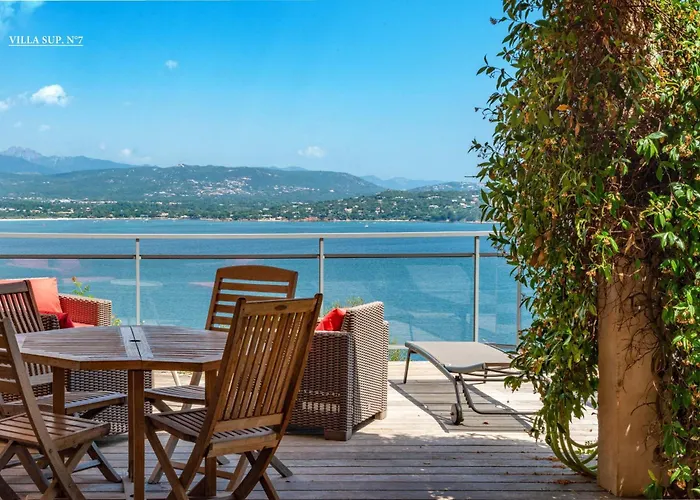 ヴィラ Les Hauts De Pavellone *