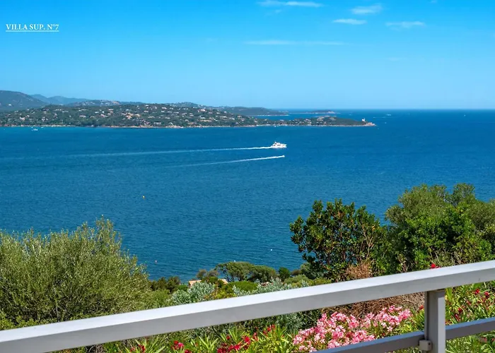 Les Hauts De Pavellone פורטו-וישיו