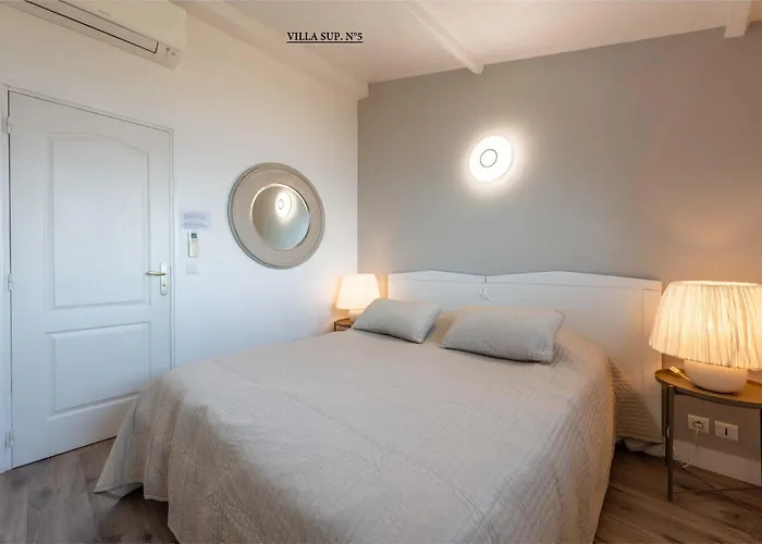 Les Hauts De Pavellone וילה פורטו-וישיו