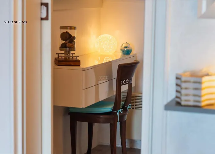 וילה Les Hauts De Pavellone פורטו-וישיו