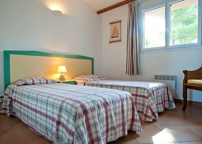 Les Hauts De Pavellone *